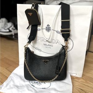 Prada Re-Edition 2005 Saffiano leather bag